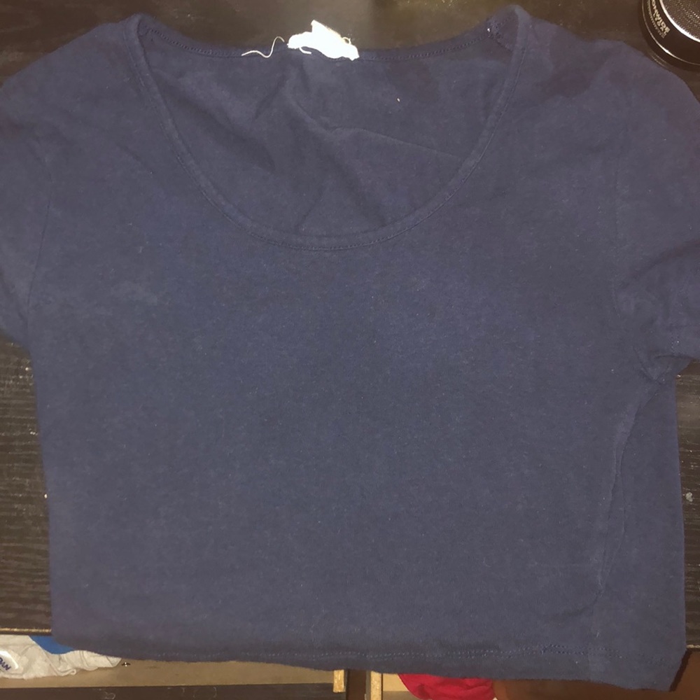 Navy blue crop top!!